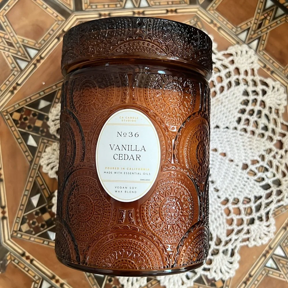 Vanilla Cedar Scented Candle